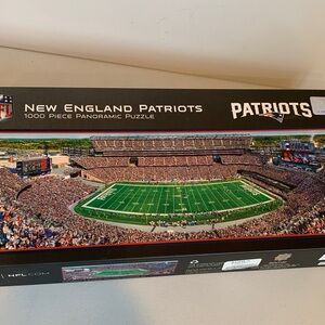 NEW NFL New England Patriots Panoramic Puzzle - 1000 Piece Jigsaw Puzzle